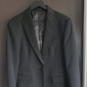 40R Black Blazer